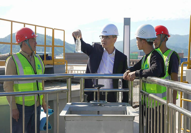 張曉健總裁獲評(píng)“廣州市非公有制經(jīng)濟(jì)人士?jī)?yōu)秀中國(guó)特色社會(huì)主義事業(yè)建設(shè)者”稱(chēng)號(hào)